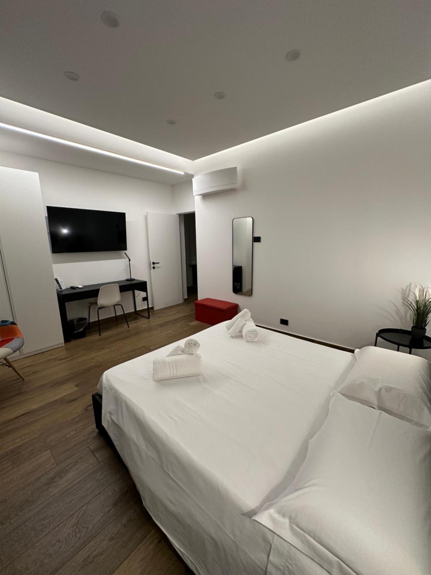 Borgiarooms Luxury Apartment Milazzo Exterior foto